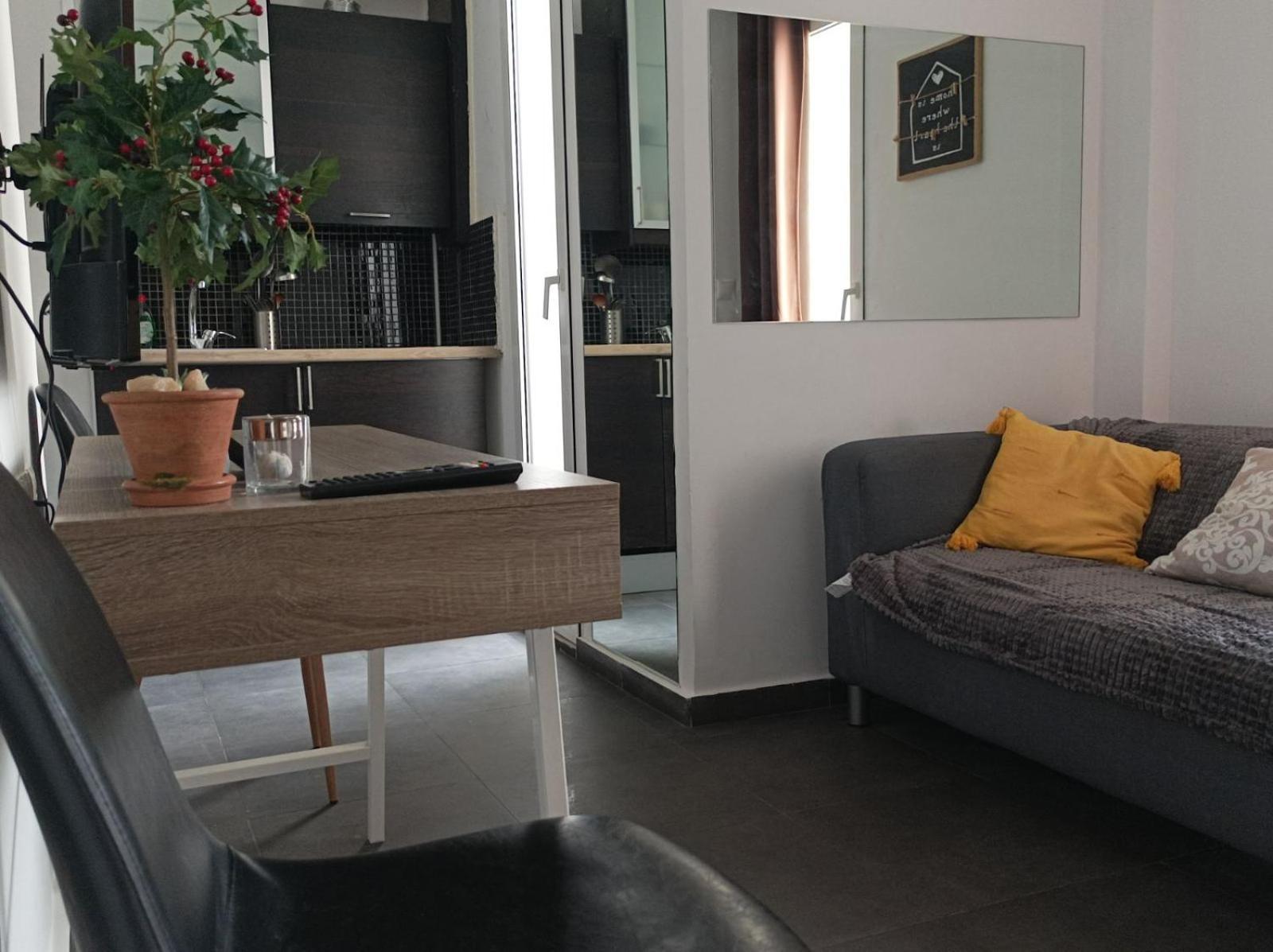 Myron Apartments Atene Esterno foto